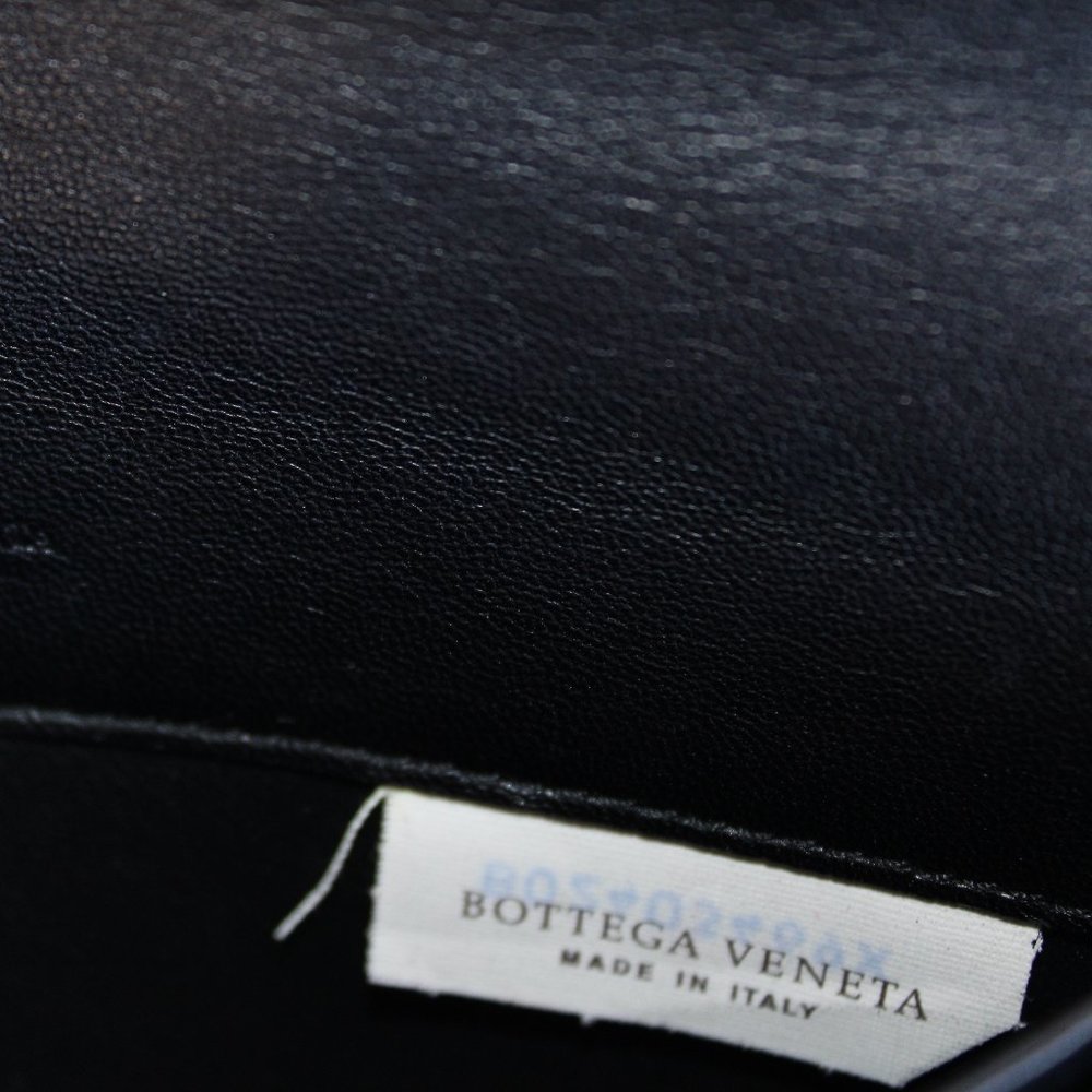 Bottega Veneta - Red Flap Wallet - Picture 13 of 16